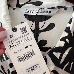 Size XL. Zara Dress. 3/4 cuffed sleeve